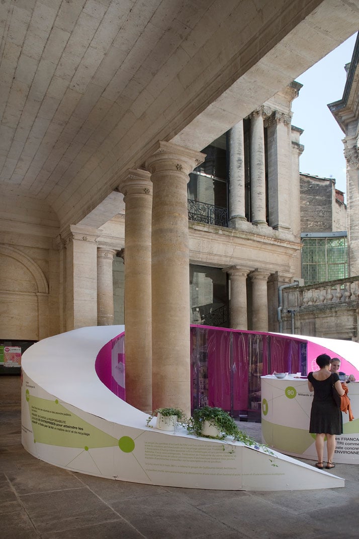 The intallation for the INFO Point of FAV by architect Guillaume Girod, Image Courtesy of FAV, photo © Paul Koslowski