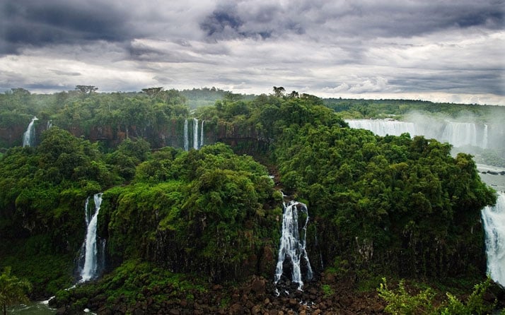 Iguazú Falls, between Argentina and Brazil.photo © comrade_leviathan.