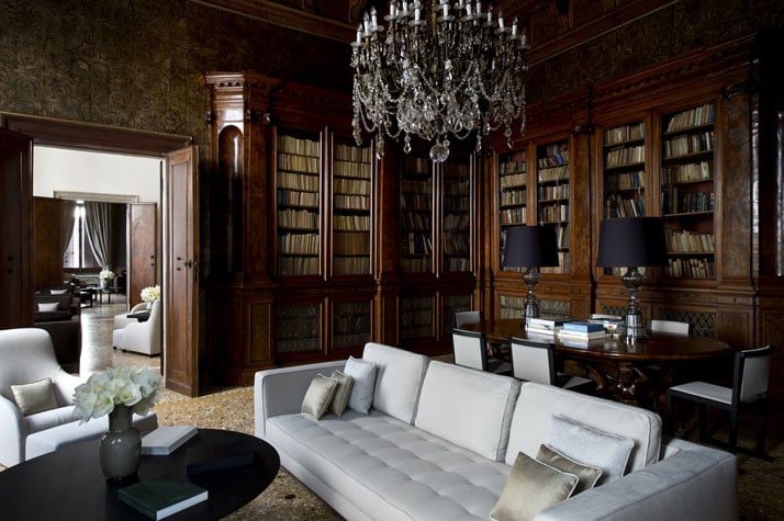 Library,  photo © Aman Canal Grande Hotel, Venice, Amanresorts.