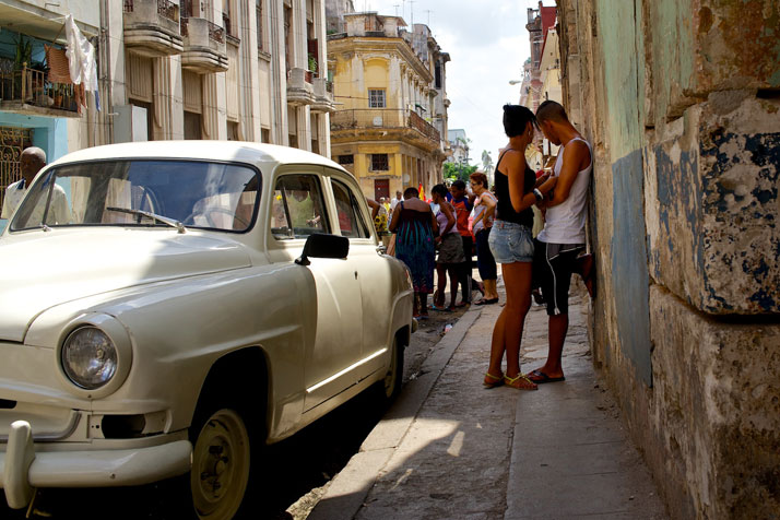 Street scene in Havana, Cuba, April 2013.photo © James Duncan Davidson.