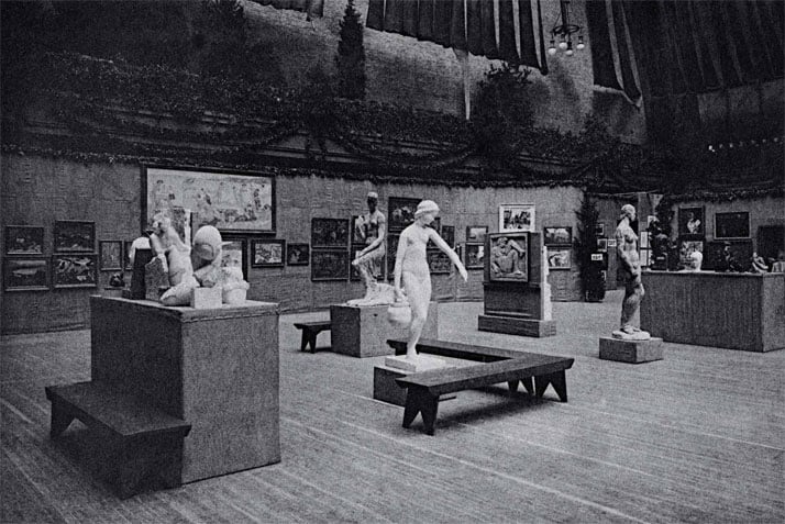 The Armory Show, 1913. Brancusi’s ''mobile group'' is on the left.The image is published in the book ''Brancusi in New York 1913-2013'' by ASSOULINE.Image Courtesy of the Brancusi Estate and Paul Kasmin Gallery.