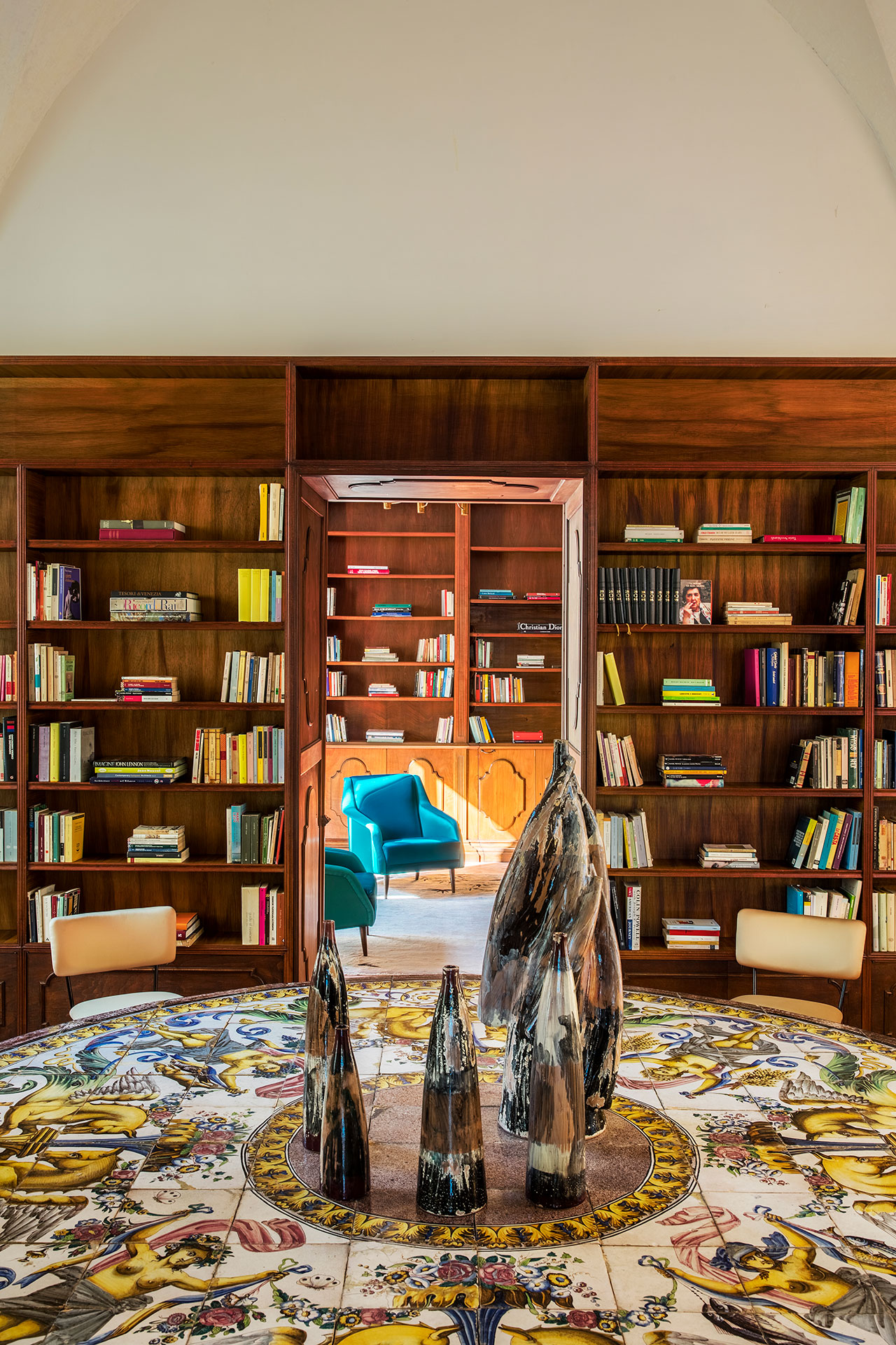 De Secly's Library. Photography by Helenio Barbetta.