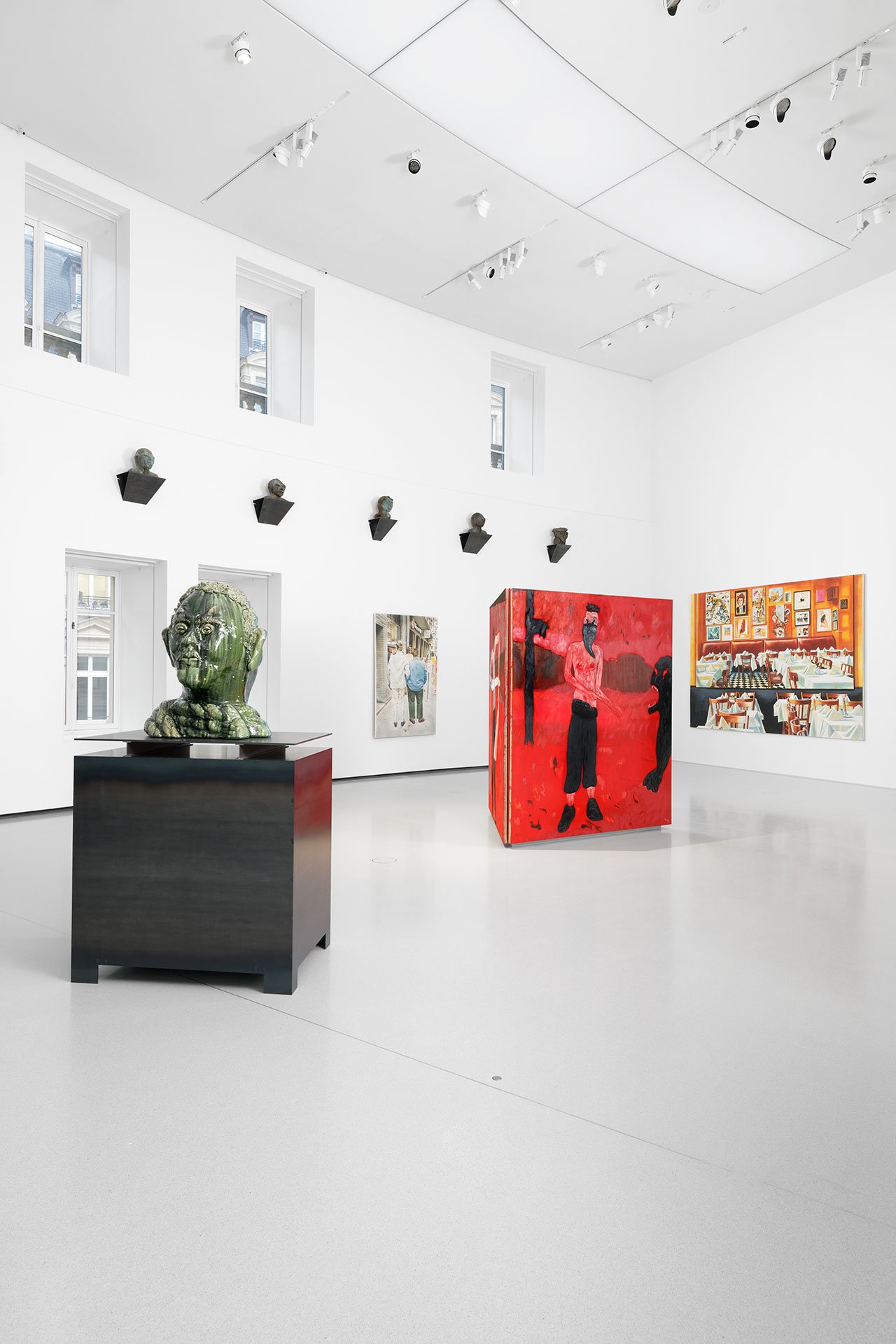 Exhibition views of Ouverture, Bourse de Commerce — Pinault Collection, Paris, 2021. Photo Aurélien Mole