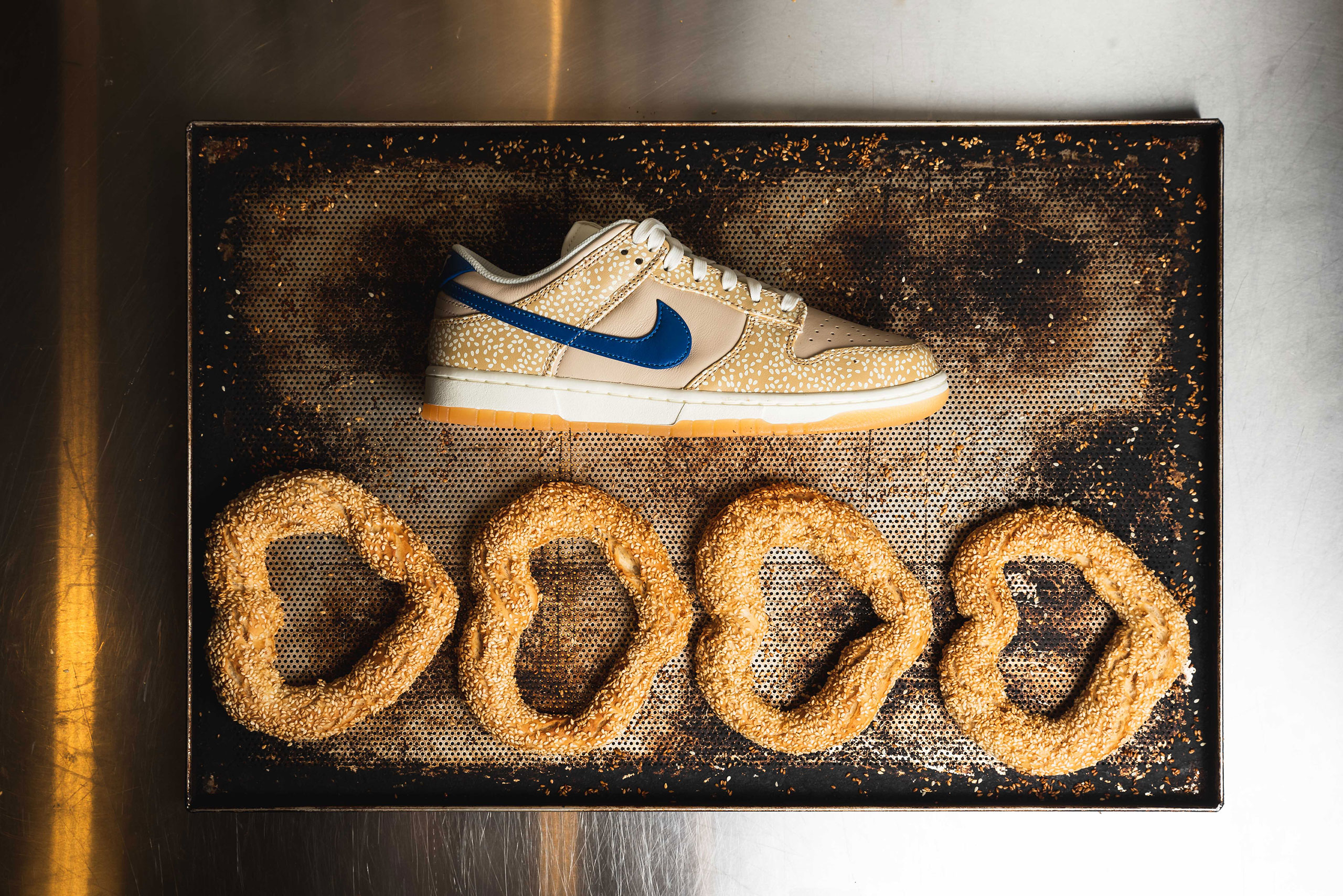 Nike Dunk Low Premium “Montreal Bagel Sesame”. Photography © FUEL.
