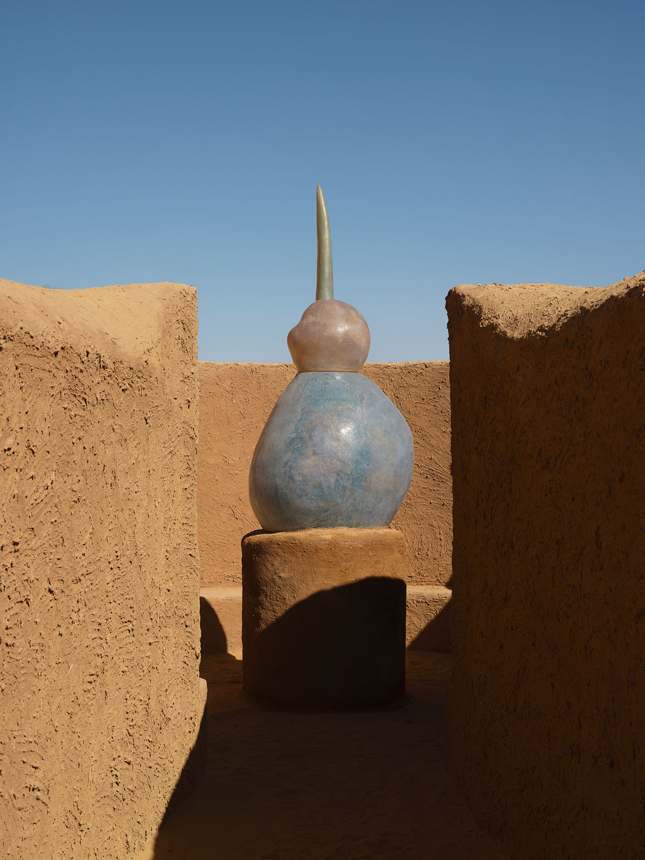 Sultan Bin Fahad, Desert Kite, installation view, Desert X AlUla 2022. Courtesy of the artist and Desert X AlUla. Photo Lance Gerber.