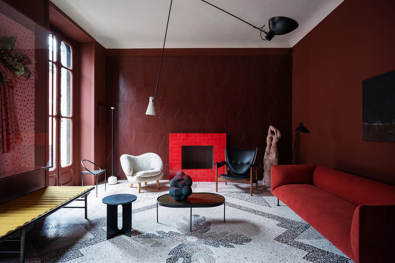 Elisa Ossino and Josephine Akvama Hoffmeyer, creative directors and founders of H+O, revealed their apartment installation, Perfect Darkness.Photo by Giorgio Possenti.