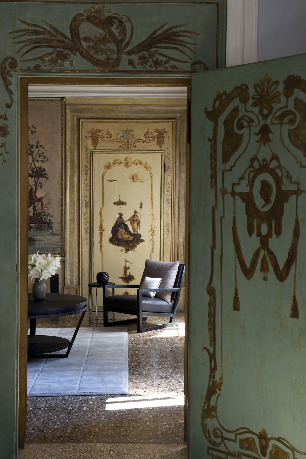 Alcova Tiepolo Suite, photo © Aman Canal Grande Hotel, Venice, Amanresorts.