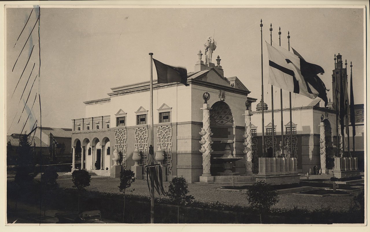 Piero Portaluppi, Italian Pavilion at the Barcelona International Exposition, 1928-1929. Photo: Fondazione Piero Portaluppi, Milano © Fondazione Piero Portaluppi, Milano.  