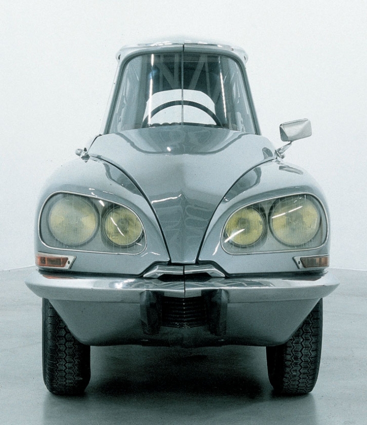 Gabriel Orozco. (Mexican, born 1962) La DS. 1993 Modified Citroën DS, 55 3/16” x 15’ 9 15/16” x 45 5/16” (140.1 x 482.5 x 115.1 cm) Fonds national d’a