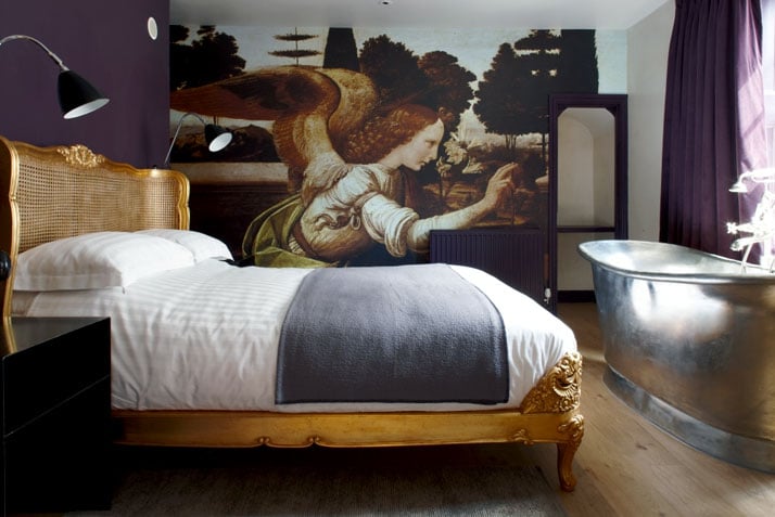 Bedroom with detail of The Annunciation by Leonardo da Vinci, photo by Iain Kemp