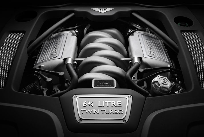 The finished V8 engine of Mulsanne, photo © BENTLEY Motors