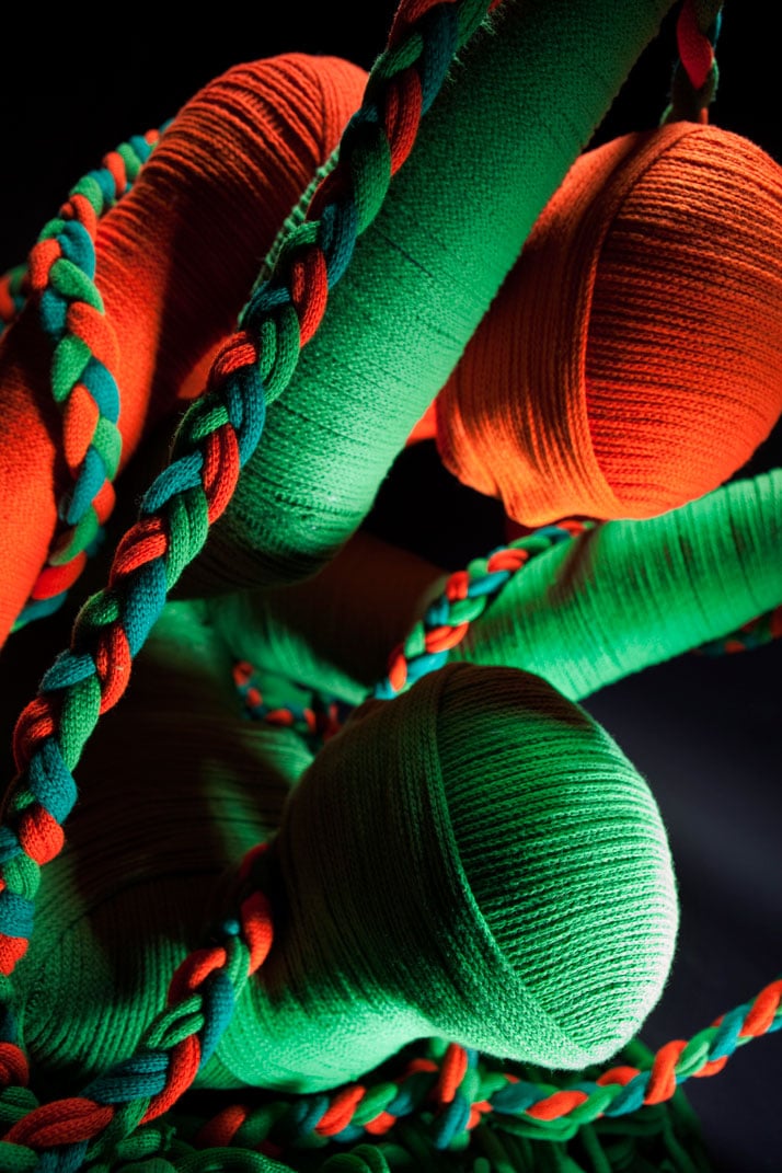 铁砧的位置（细节），© Erik Ravelo，图片由 United Colors of Benetton 提供
