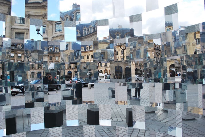 Ring' Mirror Installation by Arnaud Lapierre @Place Vendôme, Paris | Yatzer