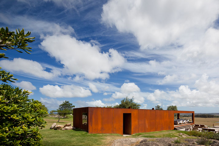 THE SWIMMING POOL AND BAR // photo © Fernando Guerra, FG+SG Architectural Photography