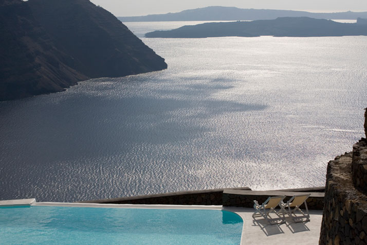 photo © Aenaon Villas, Santorini, Greece