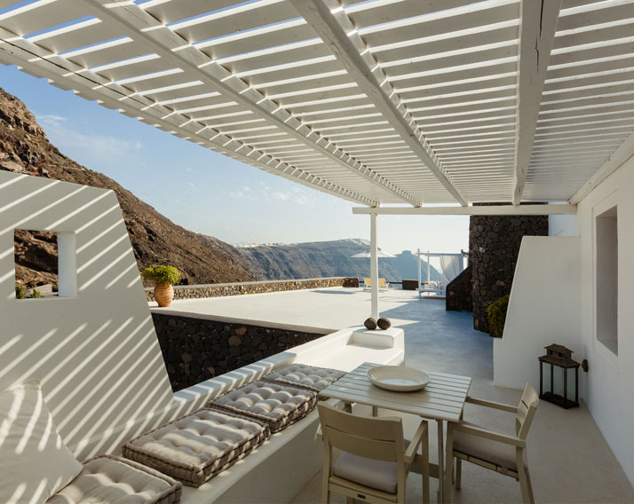 photo © Aenaon Villas, Santorini, Greece