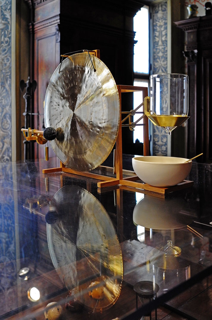 'Just About Now' By Maarten Baas with Laikingland. A sand timer that indicates the passing of time with the sounding of a gong. Photo by Tatiana Uzlova.