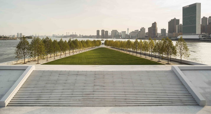 FDR Four Freedoms Park (designed 1973-74) on the tip of Roosevelt Island in New York’s East River.  Completed in October 2012.© 2013 Franklin D. Roosevelt Four Freedoms Park.