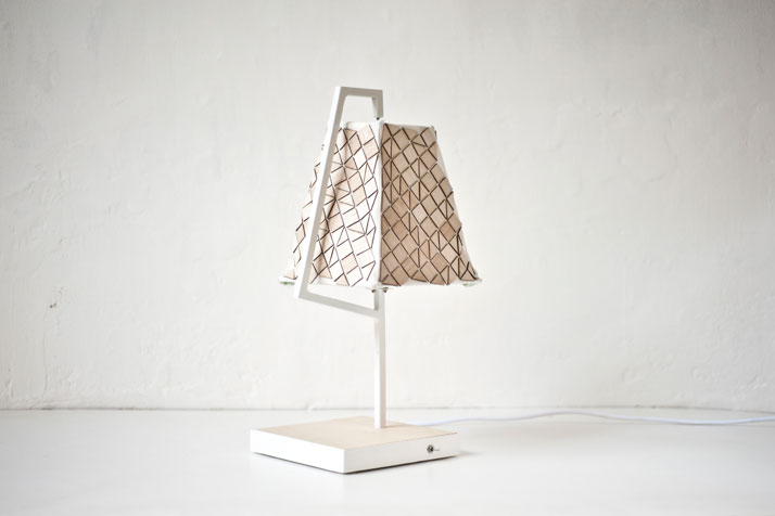 STRUCT table lamp by Eva Menga.