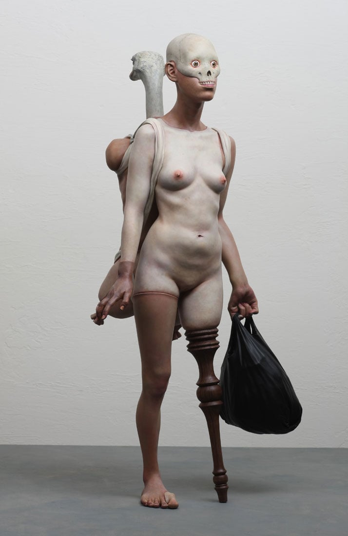 Choi Xooang, Condition for Ordinary Settlement, 2012Huile sur résine, bois — 45 × 41 × 96 cmCourtesy of the artist &amp; Galerie Albert Benamou, Paris