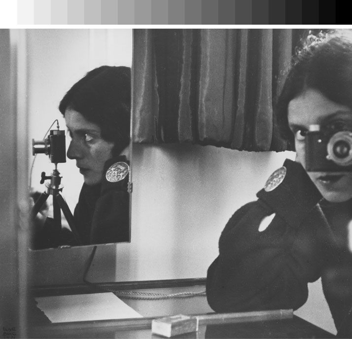 Ilse Bing: Selfportrait in Mirrors, 1931. © Leica Camera AG.
