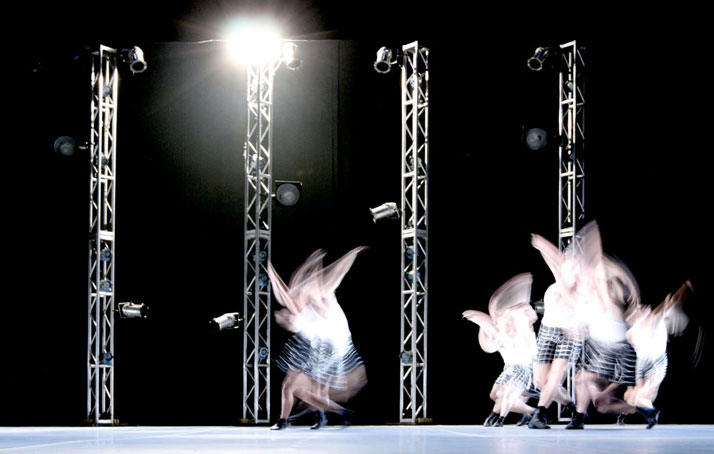 ''Hearts   &amp; Arrows'' dance performance, Van Cleef &amp; Arpels, Olympia   Theatre, Miami, 2014. Photo by Costas Voyatzis for Yatzer.