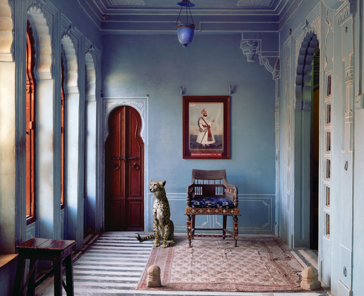 Karen Knorr, The Maharaja’s Apartment, Udaipur City Palace, Udaipur. From the book India Song © Skira Editore. Courtesy of the artist.