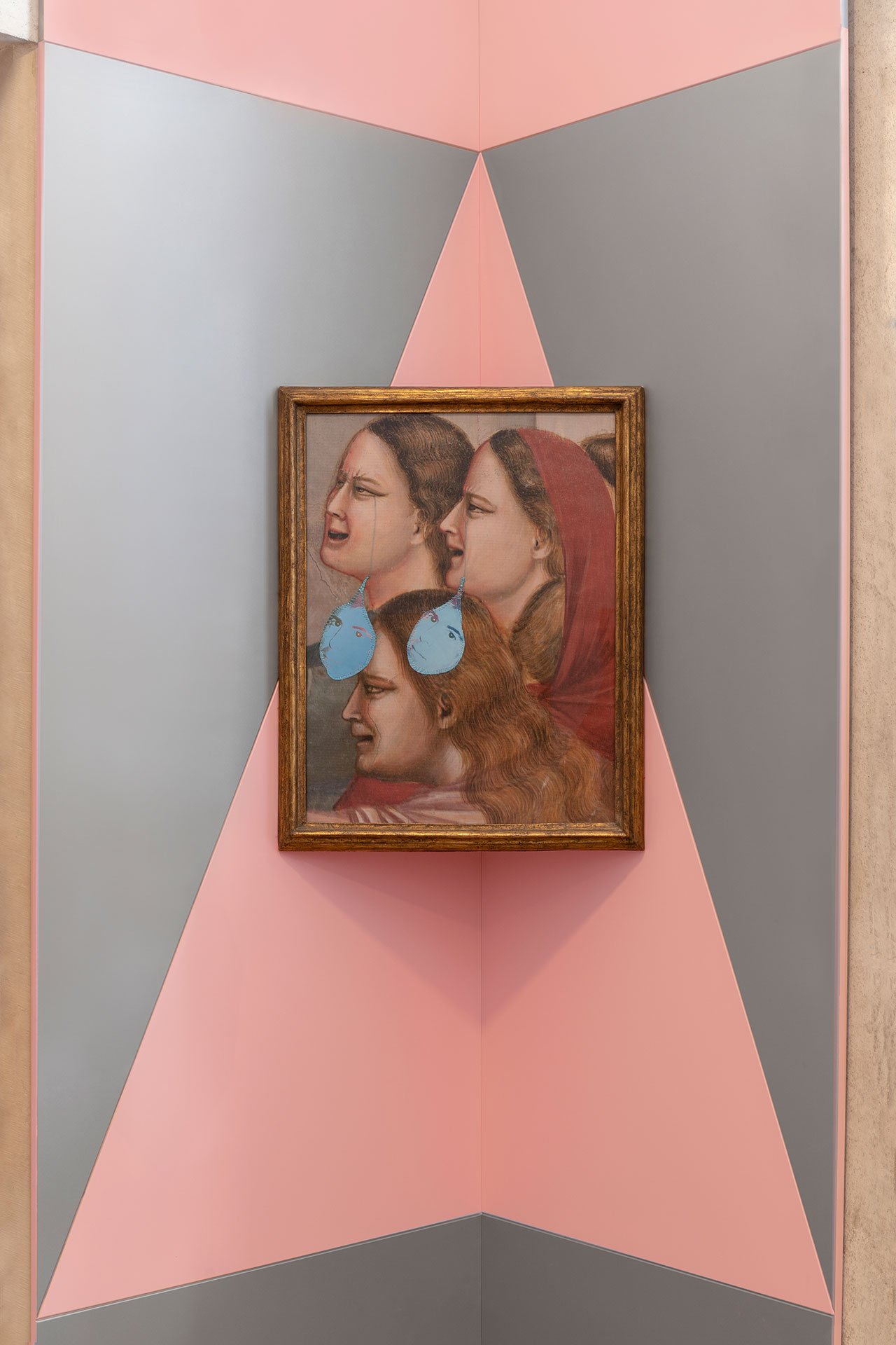 Francesco Vezzoli, CASINO (GIOTTO, WYNN AND WARHOL WERE GAMBLERS), 2024.
Inkjet print on canvas, paper, metallic embroidery, artist's frame, 74 x 58 cm.
Installation view, Musei delle Lacrime, 2024, Museo Correr, Venice, Italy. 
Courtesy the Artist and APALAZZOGALLERY.
Photography by Melania Dalle Grave, DSL Studio.