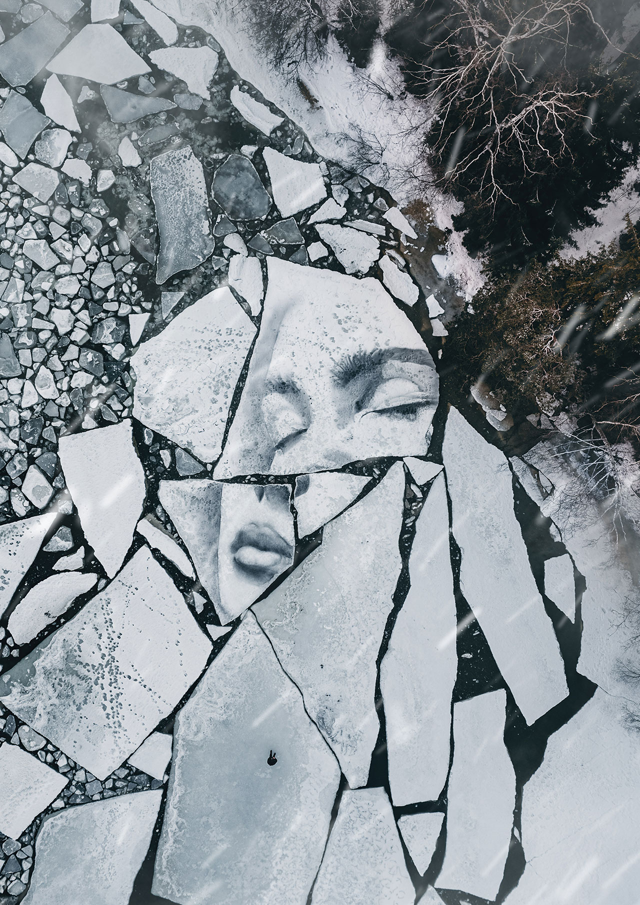Fragment 2. From the Fractured series.
Photography © David Popa