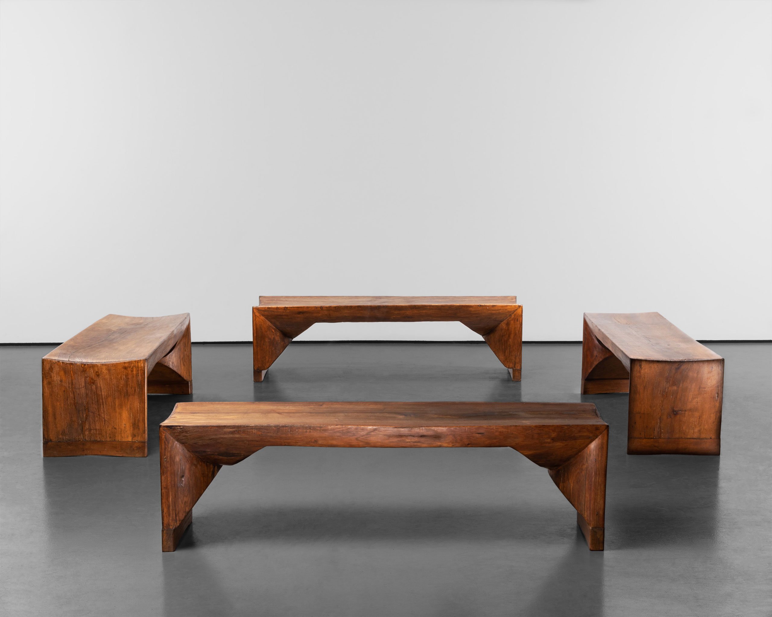 Denuncia Dining Bench by Zanine Caldas. Photography © Carpenters Workshop Gallery.
