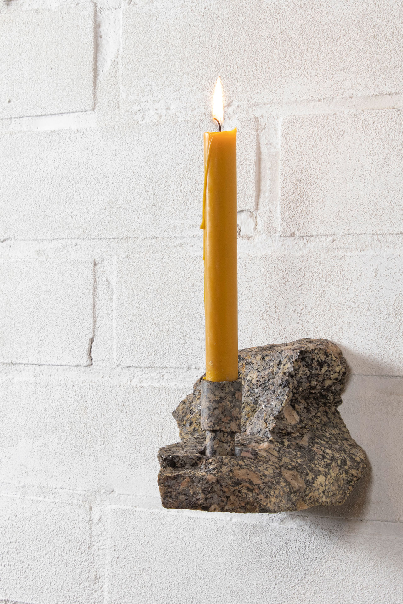 Studio DO, Abra Candelabra - Granite. Photo © Studio DO.