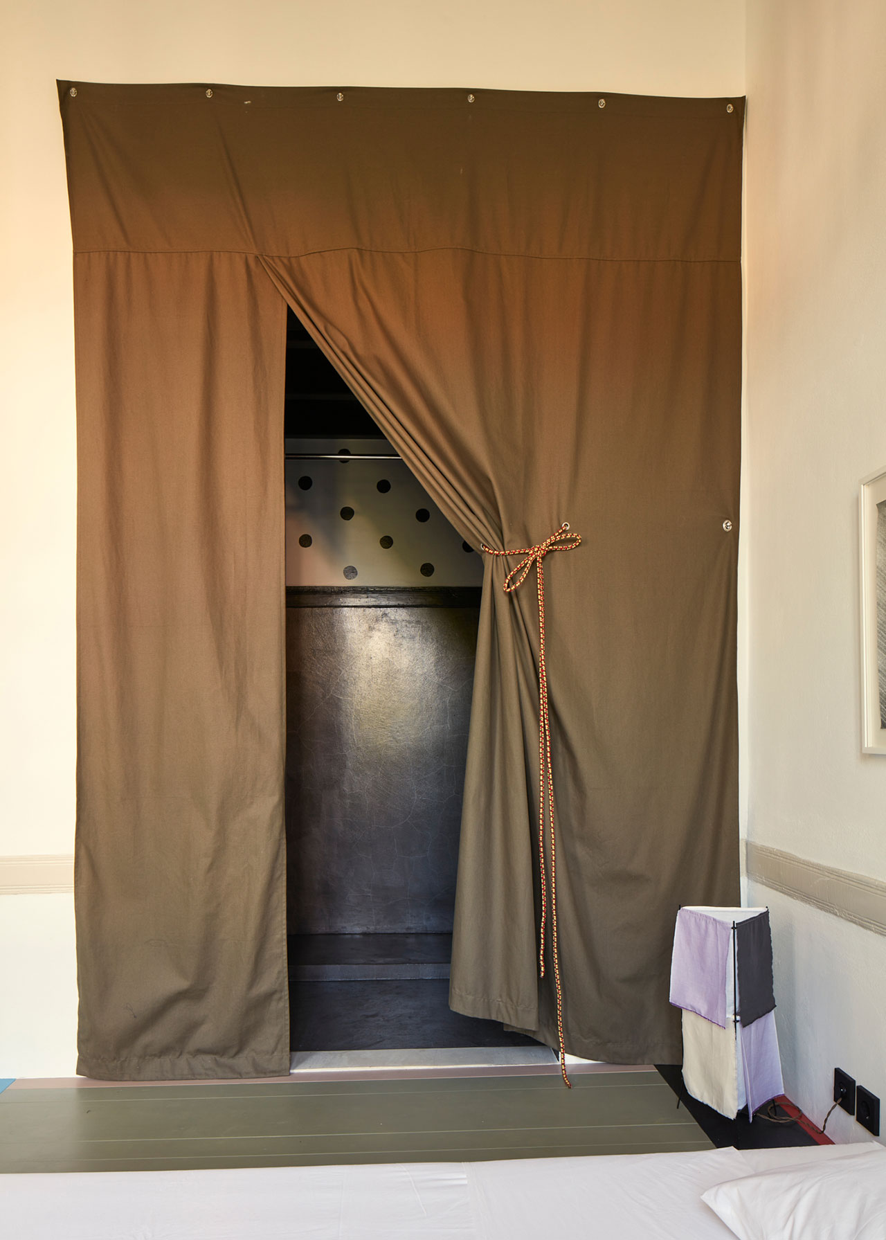 4Rooms Kastellorizo. Interior design project for La Società delle Api residency program. Room designed by Julie Richoz. Photography by Depasquale+Maffini.