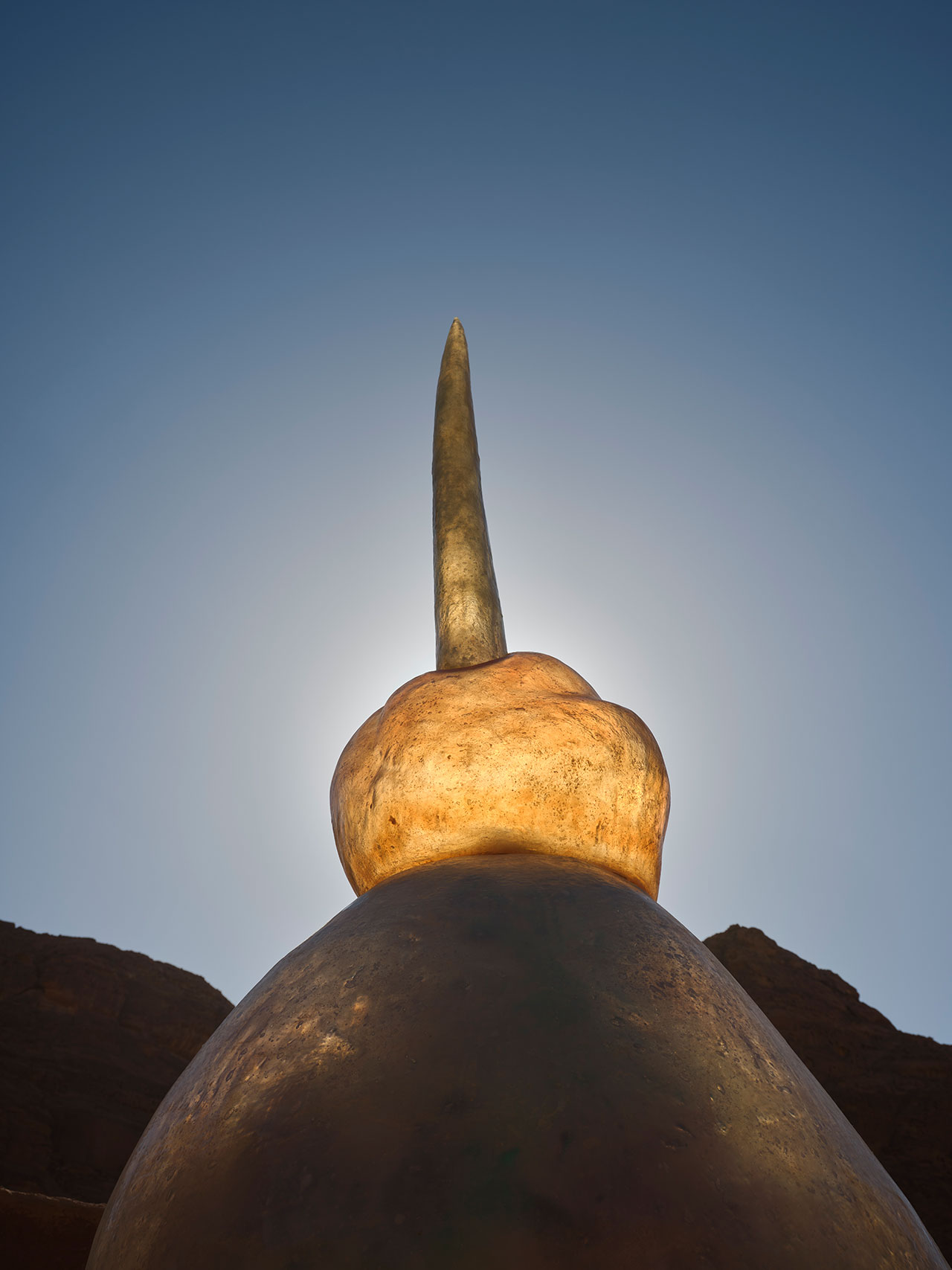 Sultan Bin Fahad, Desert Kite, installation view, Desert X AlUla 2022. Courtesy of the artist and Desert X AlUla. Photo Lance Gerber.