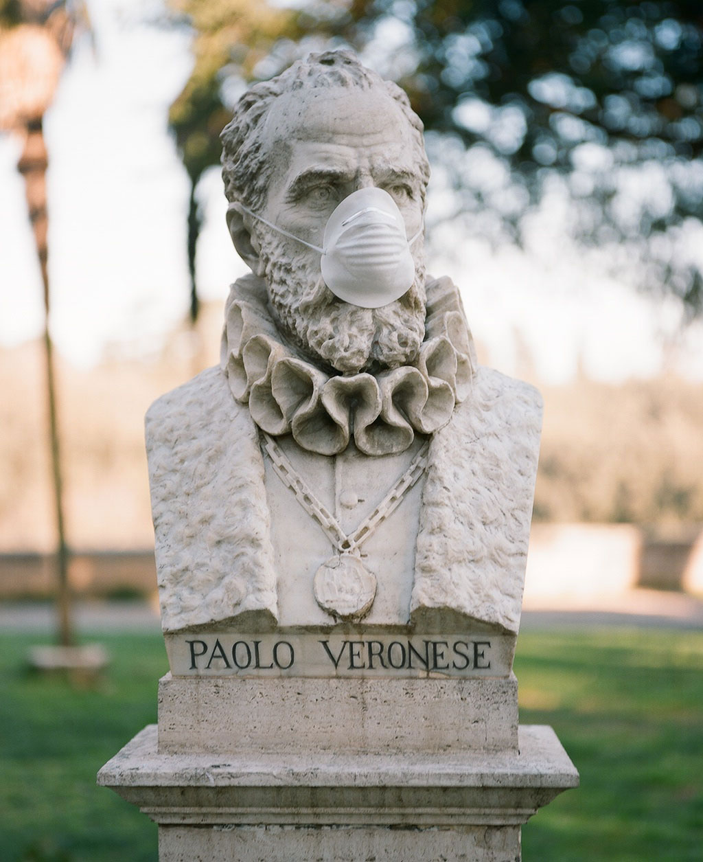 Bust of painter Paolo Caliari aka Veronese (1528-88) at Villa Borghese gardens, Rome. Photo © Federico Pestilli.