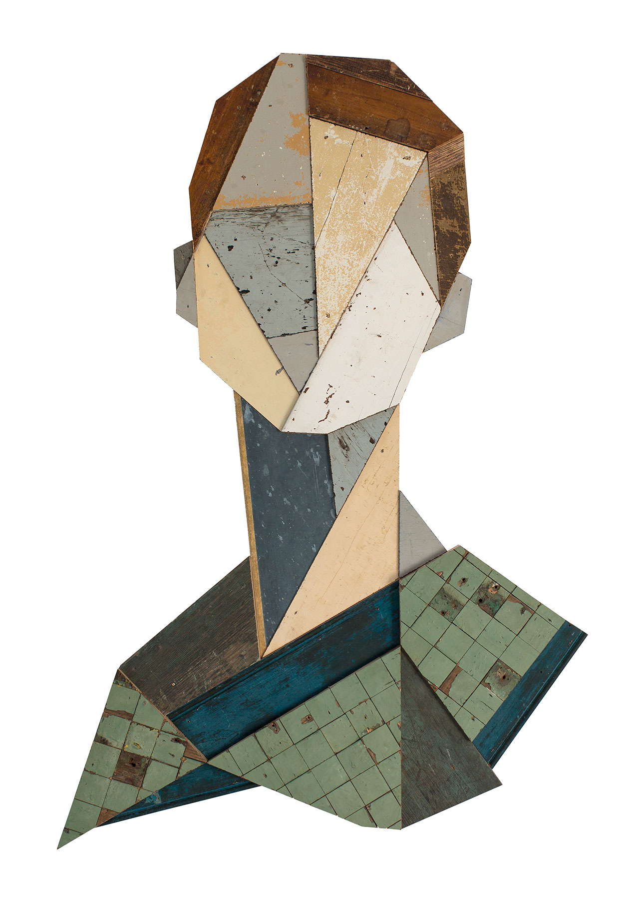 Miss Claire, 2015. Recycled wood sculpture, 114 x 67cm. Photo © Strook.
