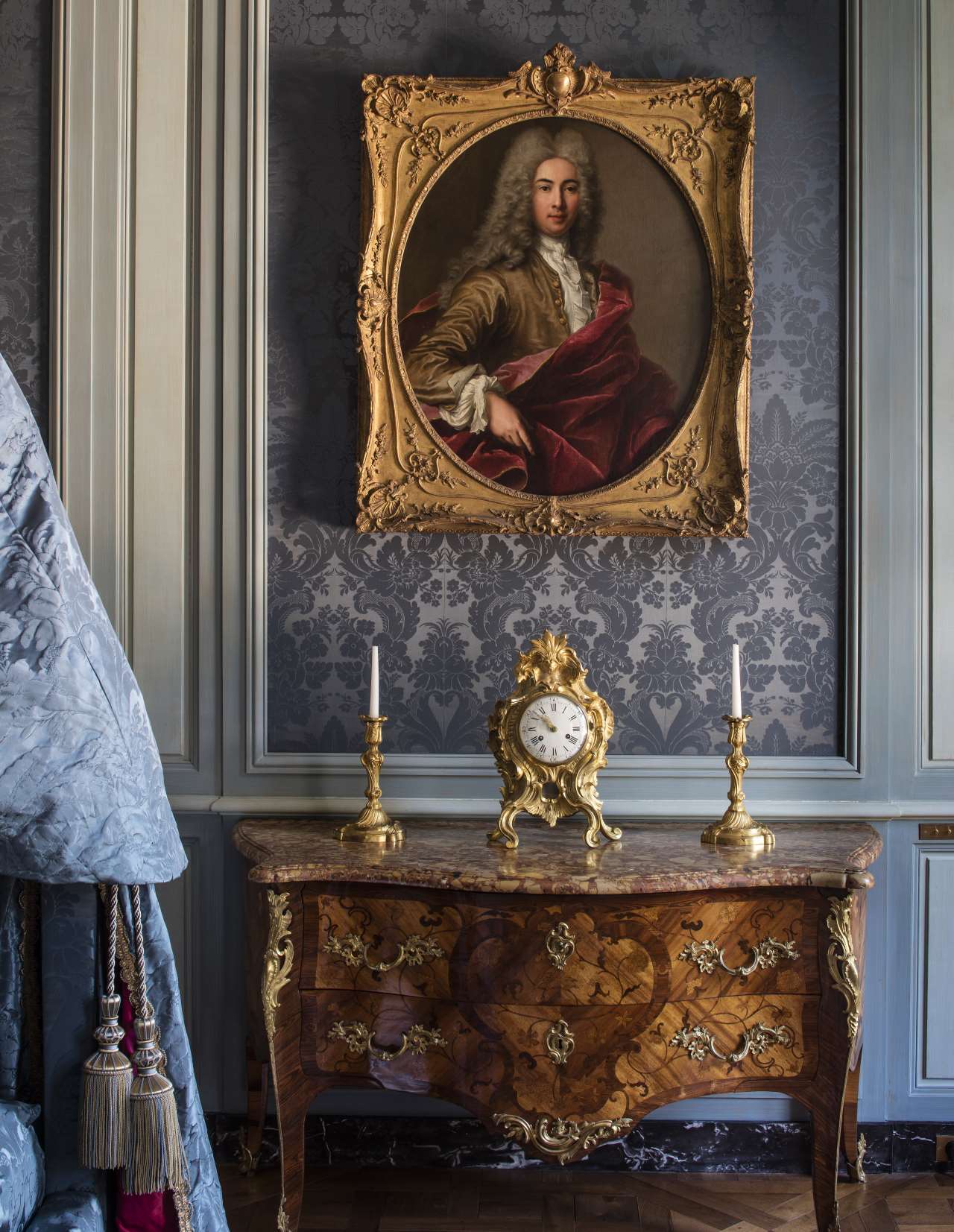 Photo by Bruno Ehrs for "Château de Villette. The splendor of French decor”, published by Flammarion.