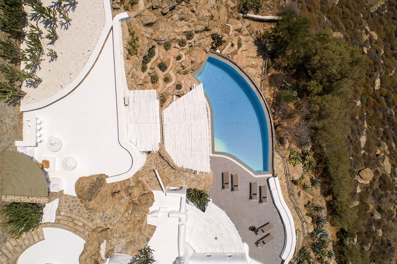 Villa Feelings, Tourlos, Mykonos. Photo by George Fakaros "UNIQUE IMAGING".