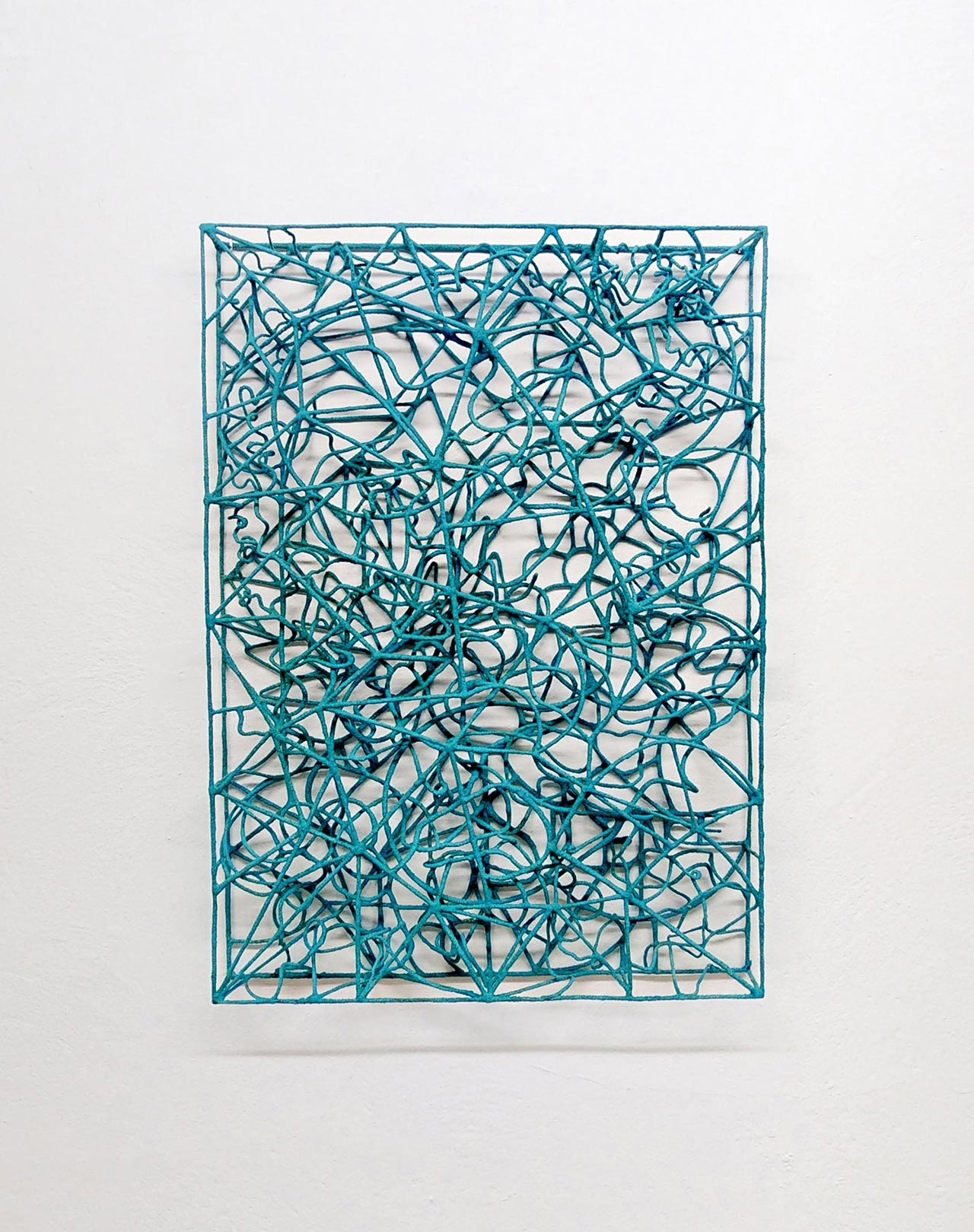 Wire collide 1001, 2019. Copper wire, solder, sand, varnish, 65x47x5,5 cm | 25½x18½x¼ inches. Courtesy: The Flat – Massimo Carasi. Photo by The Flat.