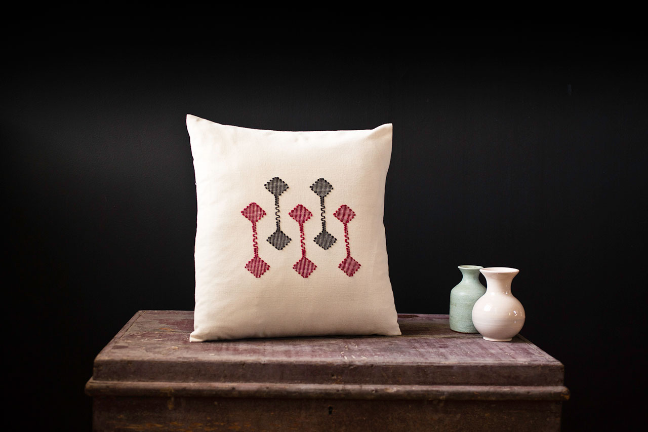 Schemata Series, String Theory, Handwoven Cushion Cover, 42 x 42cm, Cotton. Photo by Panagiotis Mina.