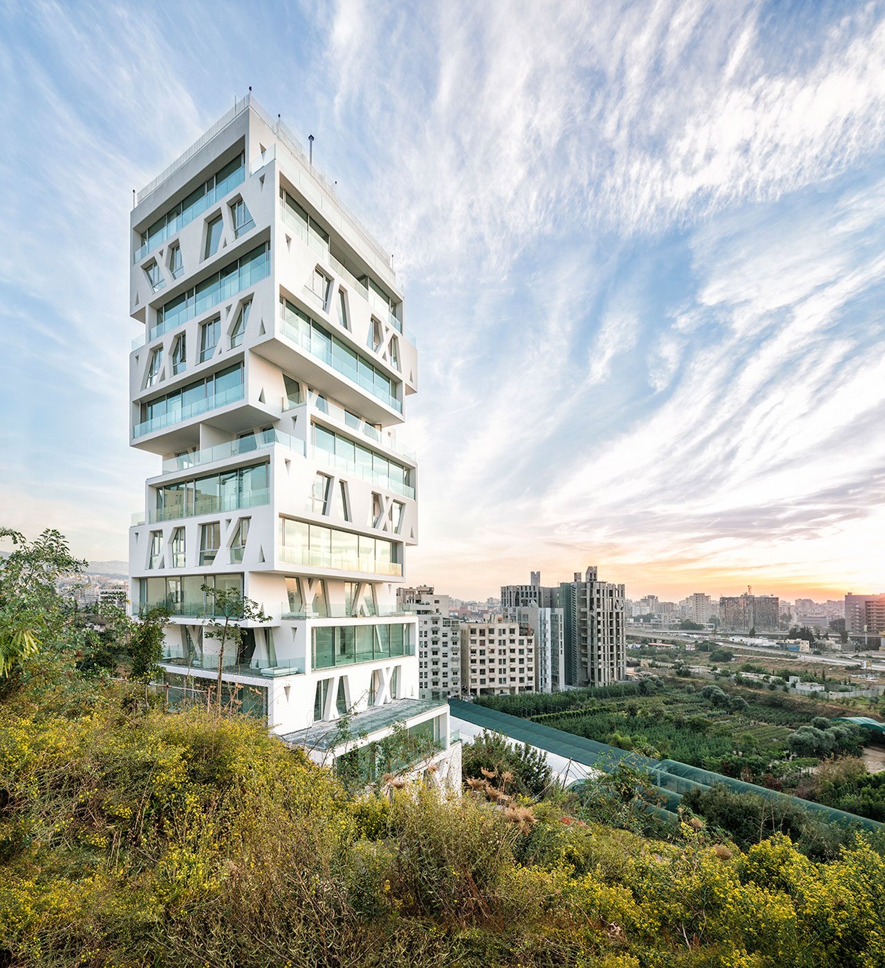 The Cube Tower in Beirut, Lebanon by Orange Architects.
Photo © Matthijs van Roon.