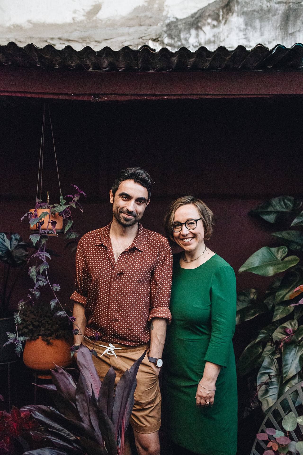 Igor Josifovic and Judith de Graaff, founders of Urban Jungle Bloggers and authors of URBAN JUNGLE and PLANT TRIBE.
Photography by Jules Villbrandt.