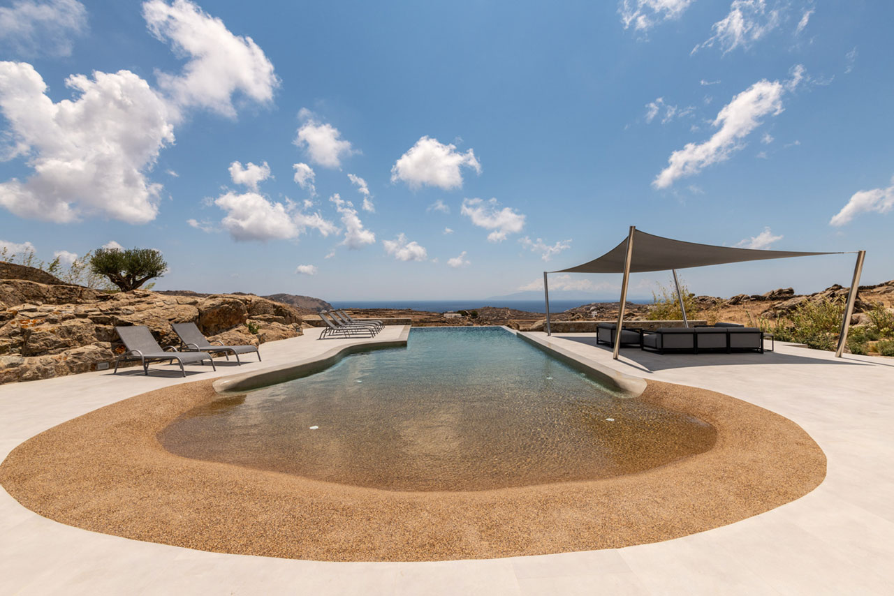 Villa Pietra, Agrari, Mykonos. Photo by Andreas Bekas.