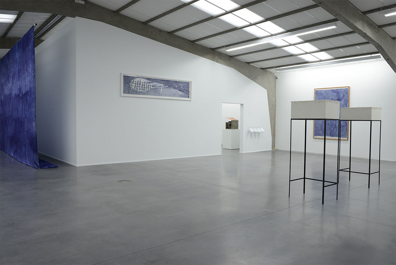 Jan Fabre, 30 Years-7 Rooms. Exhibition view, Room II – The Hour Blue © Deweer Gallery, Otegem Belgium, 2015. 