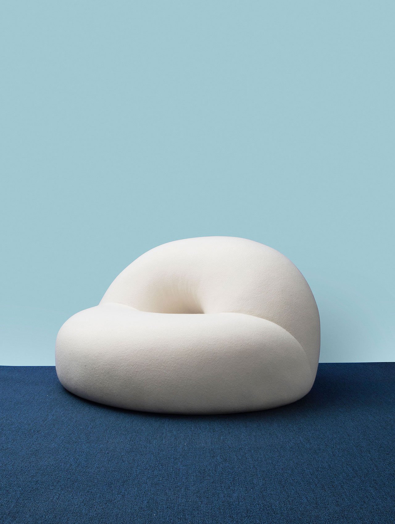 Objects of Common Interest, Tube Chair in collaboration with Falke Svatun, 2018. Chair Foam, Fabric. Photo by Charlie Schuck.