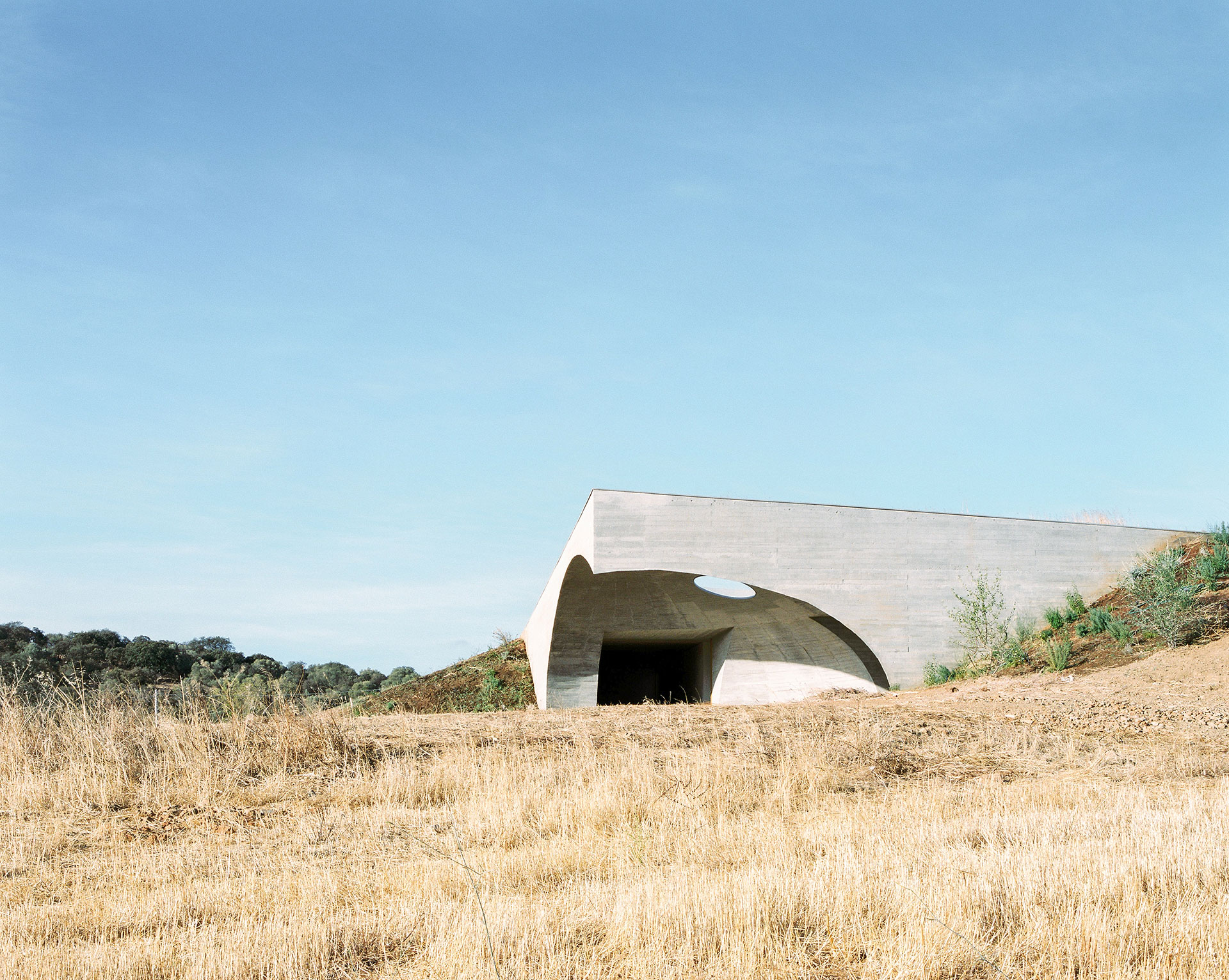 House in Monsaraz by Aires Mateus Architects.
Photo by Rui Cardoso.