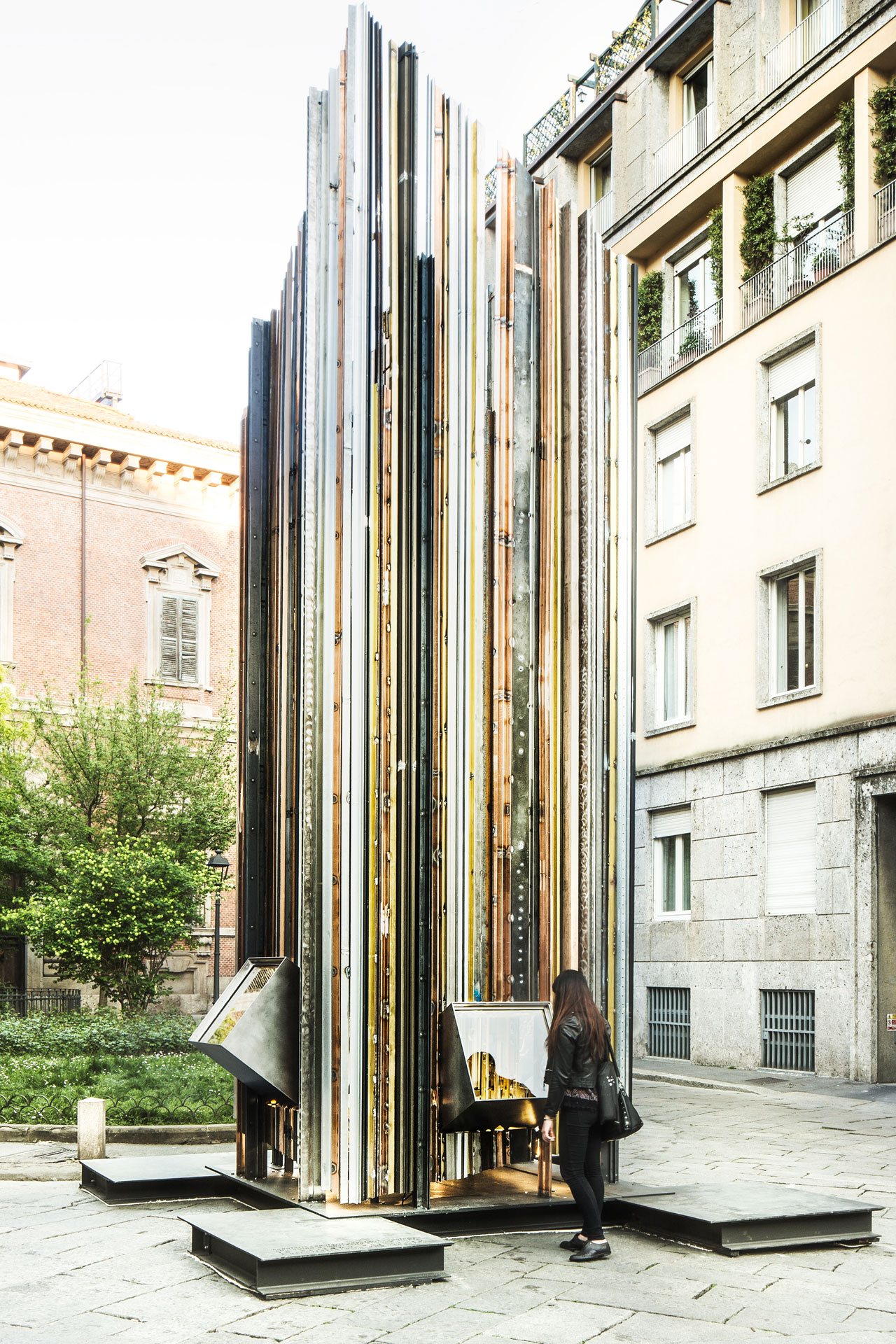 "Scrigno del Cielo (Jewelbox in the Sky): Architecture Inside A Window" by Cherubino Gambardella and Simona Ottieri (Gambardell Architetti) for Capoferri in the Brera District.Photo © Filippo Romano.