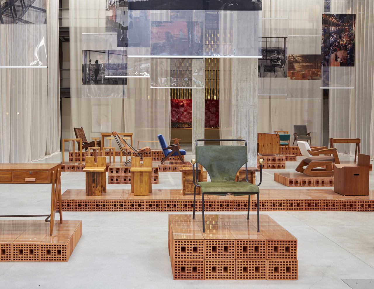 Lina Bo Bardi Giancarlo Palanti Studio d’Arte Palma 1948 - 1951.Installation view of the museum exhibition dedicated to the design of Lina Bo Bardi at Nilufar Depot.
Photo by Amendolagine Barracchia.