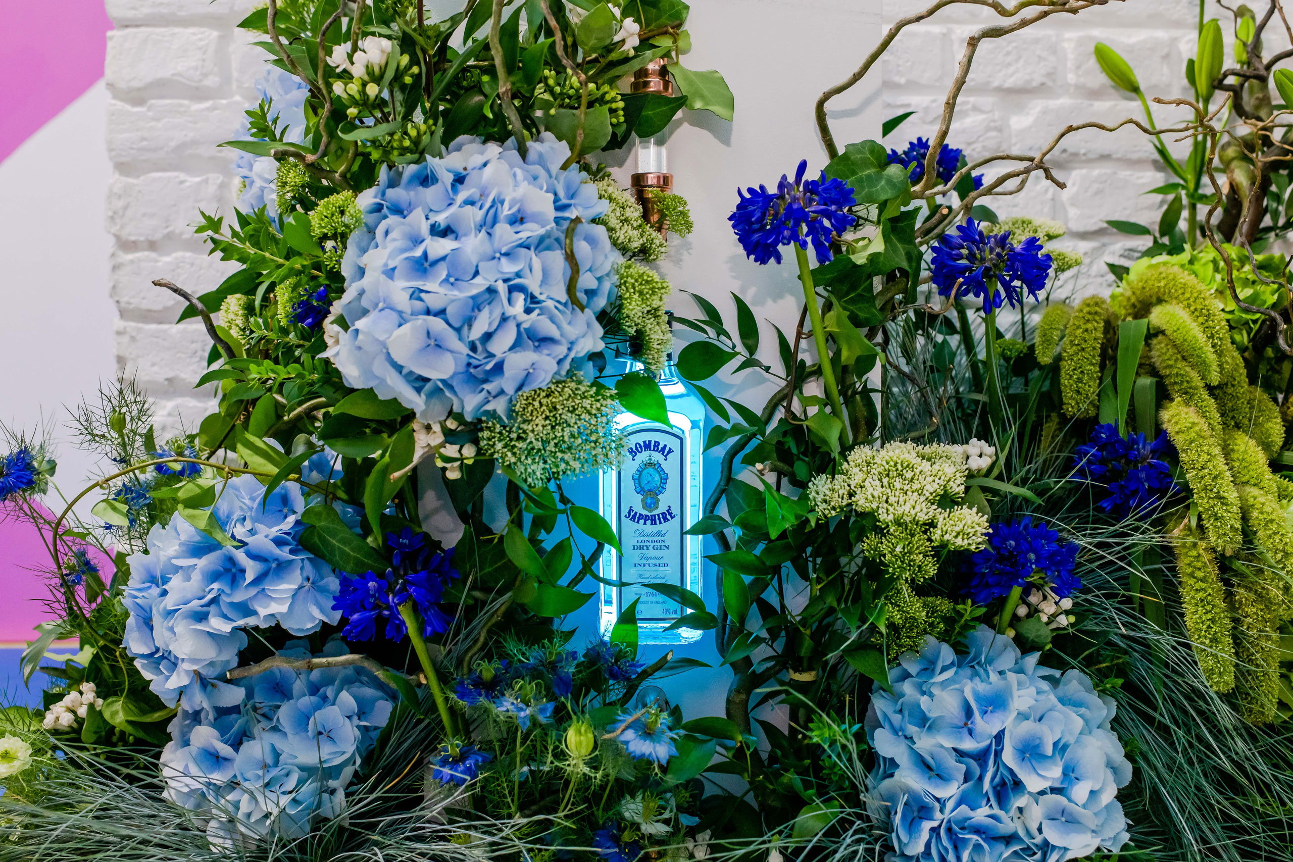 CANVAS event by Bombay Sapphire, London, July 2018. Installattion view by Elias Joidos © Yatzerland Ltd.