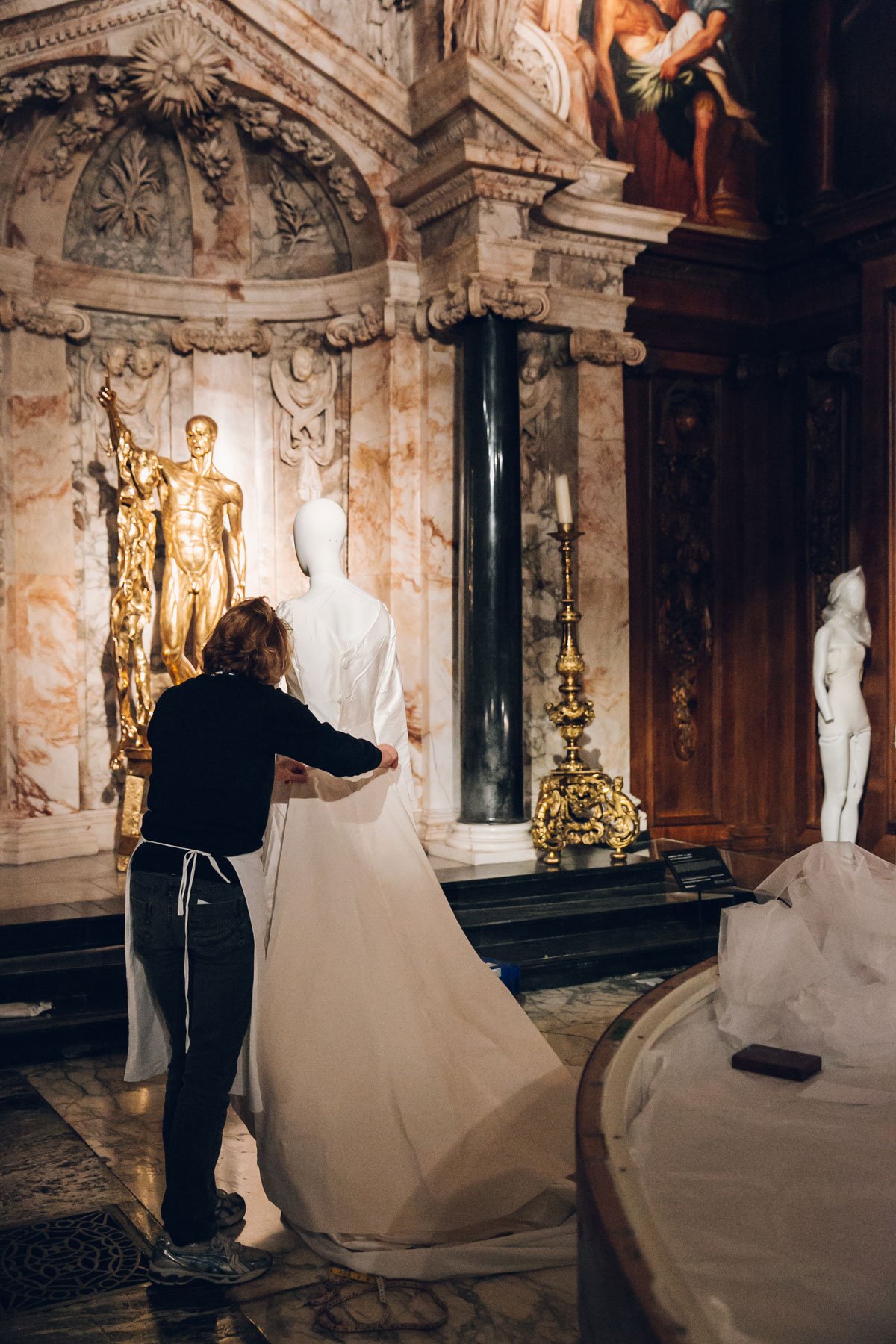 The making of "House Style: Five Centuries of Fashion at Chatsworth" exhibition. ​Photo © Chatsworth House Trust.