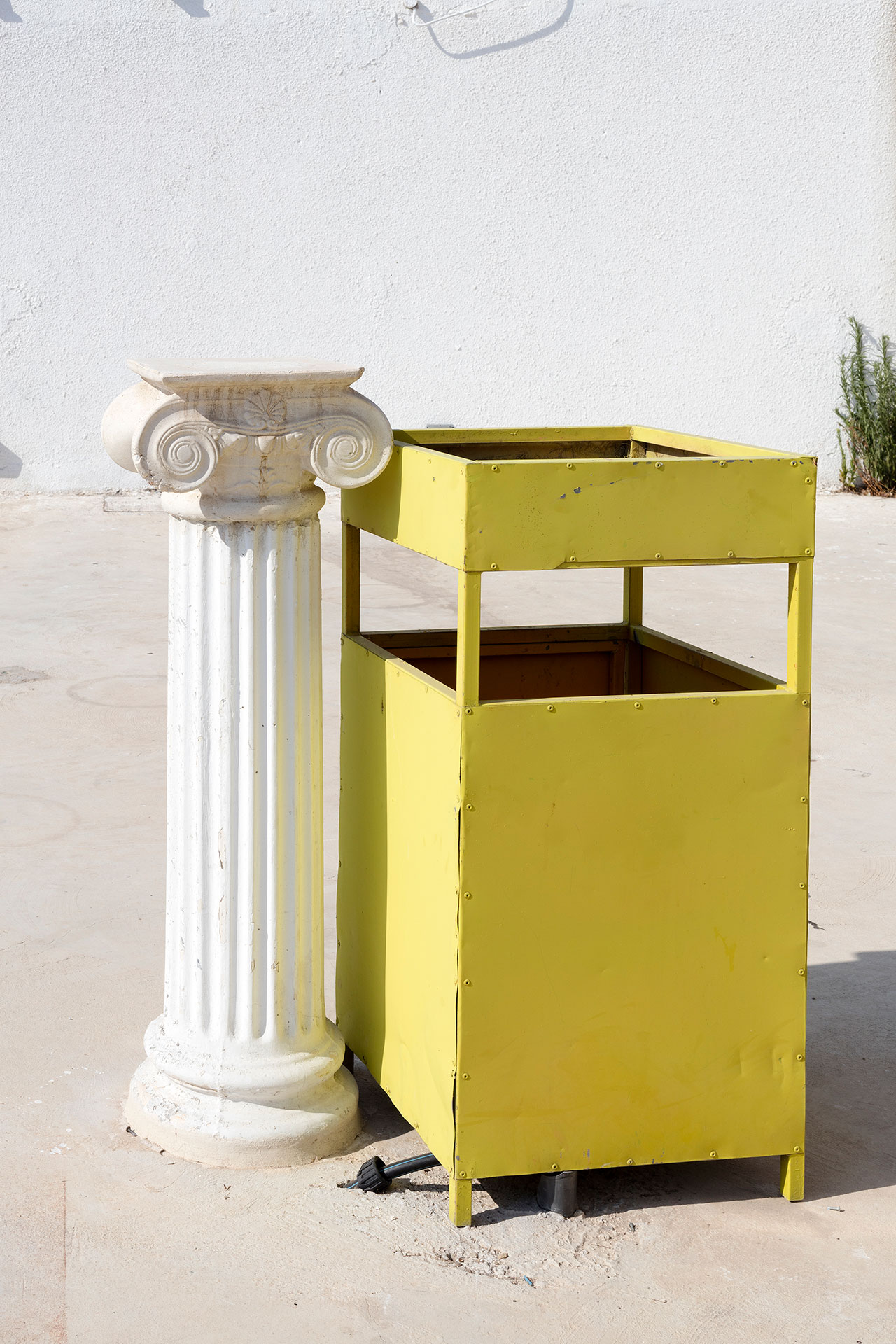 Stelios Kallinikou, Yellow, 2015, pigment print, dimensions variable, Courtesy of the Artist.